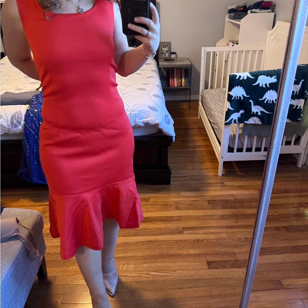 Elegant Red Sleeveless Dress